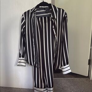 Bailey 44 Black&White Striped Satin two-piece set(shirt&pants)